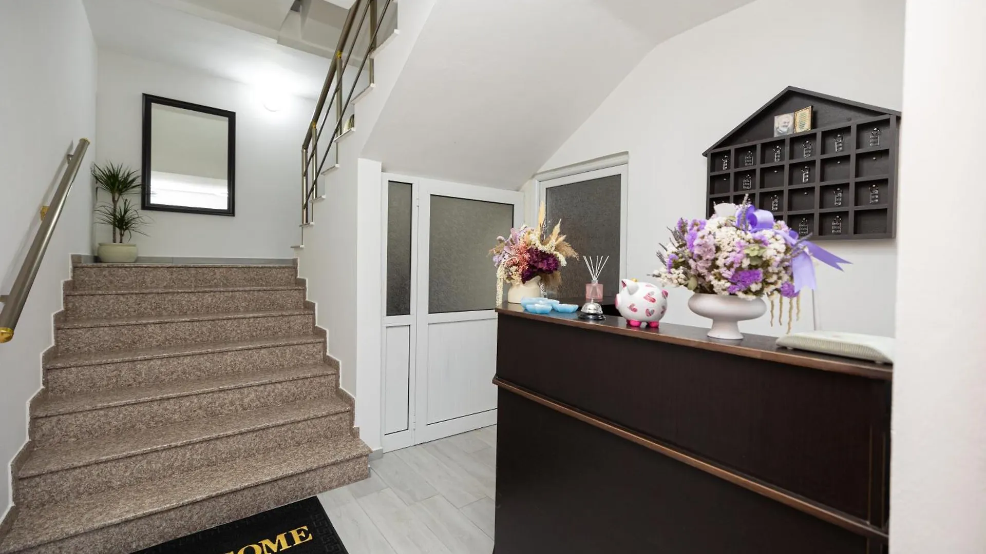 אורחן Vlorë Hotel Idi