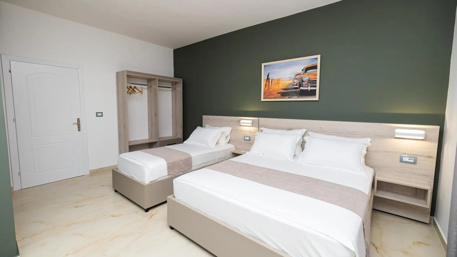 אורחן Vlorë Hotel Idi