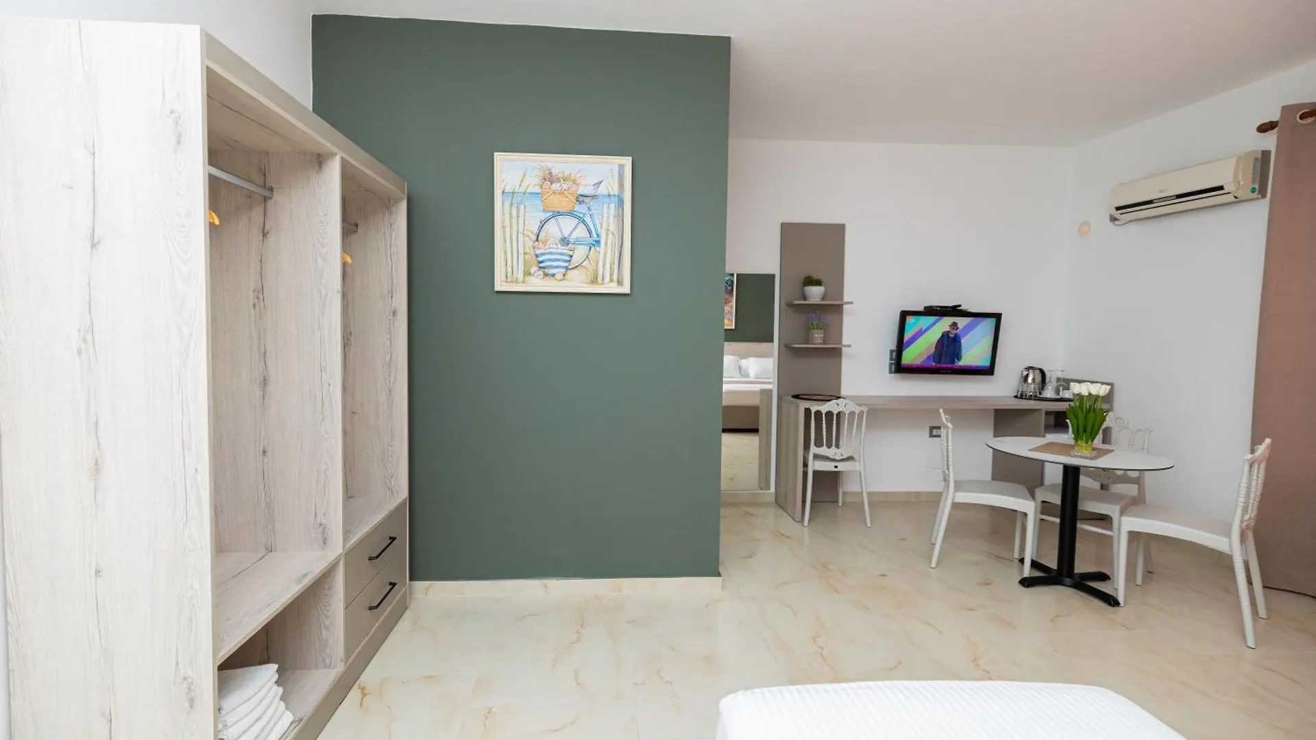 Inn Hotel Idi Vlore
